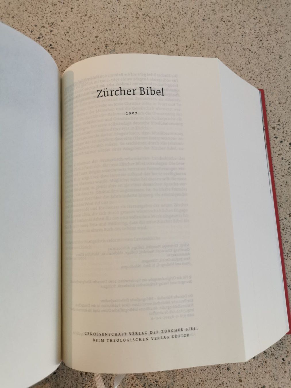 Bücher: Zürcher Bibel 2007 rote Ausgabe – Gebraucht aus Oberuzwil von schoenenberm 2
