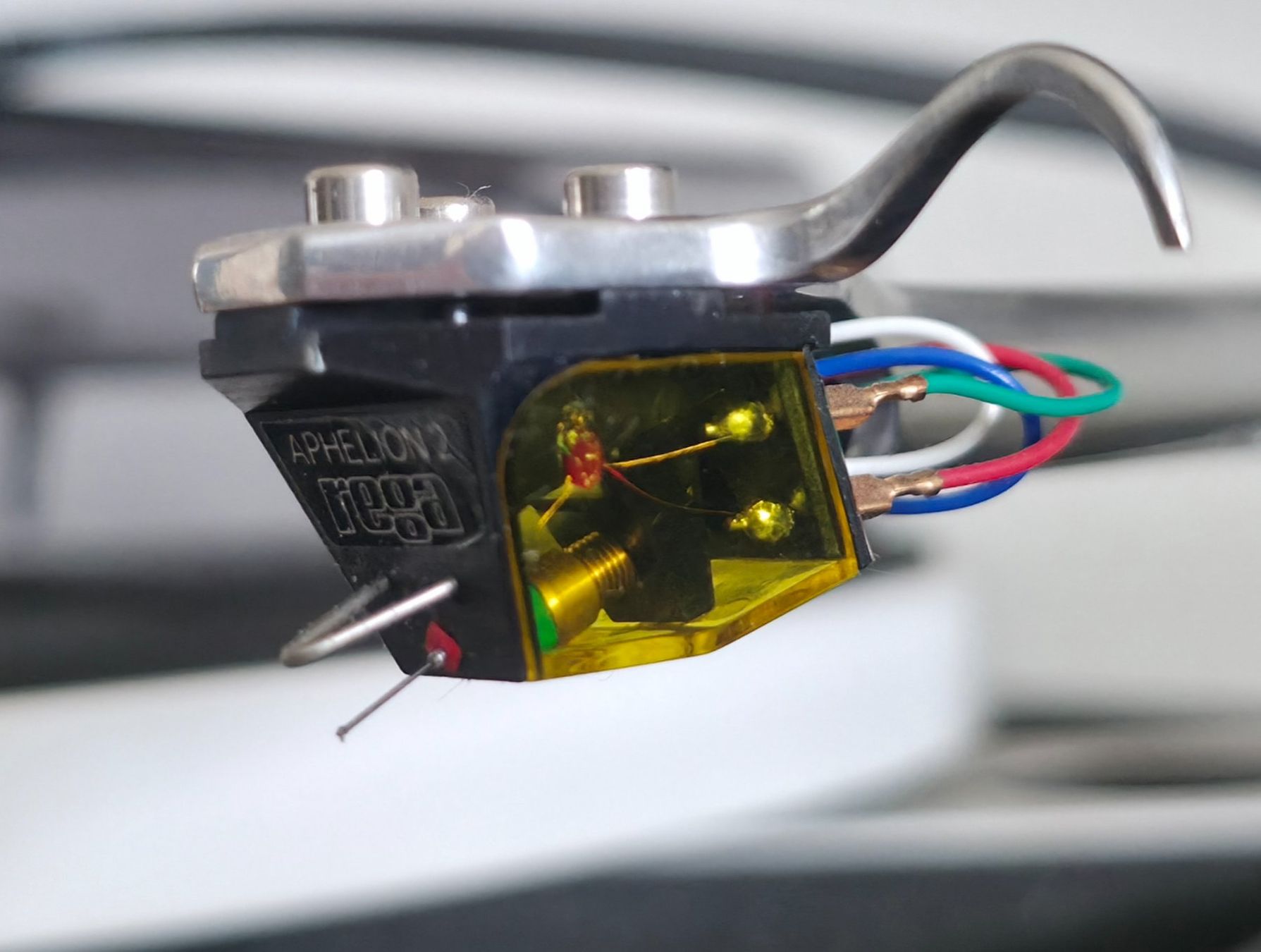Rega Giradischi: Rega Aphelion 2 MC – Usato da Zufikon venduto da SecondSound.CH