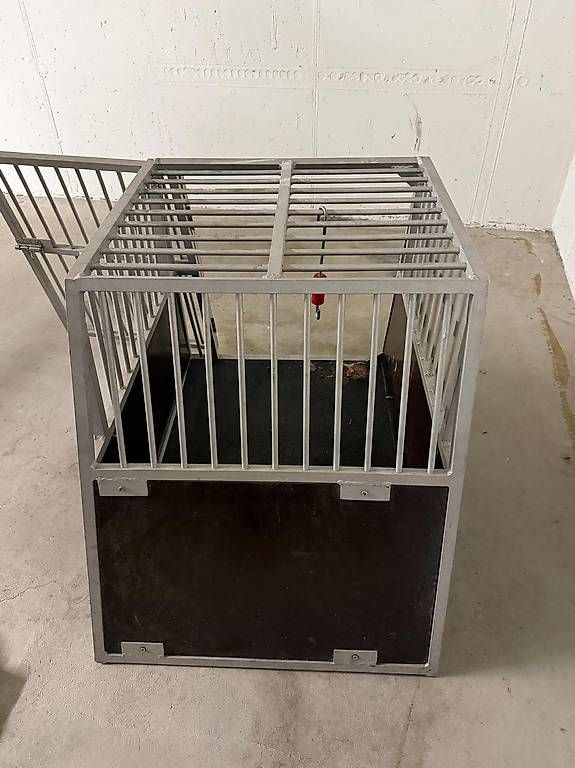 Gabbie, trasporto & Sicurezza: Meiko Hundebox  – Usato da Volketswil venduto da cloudy68 2