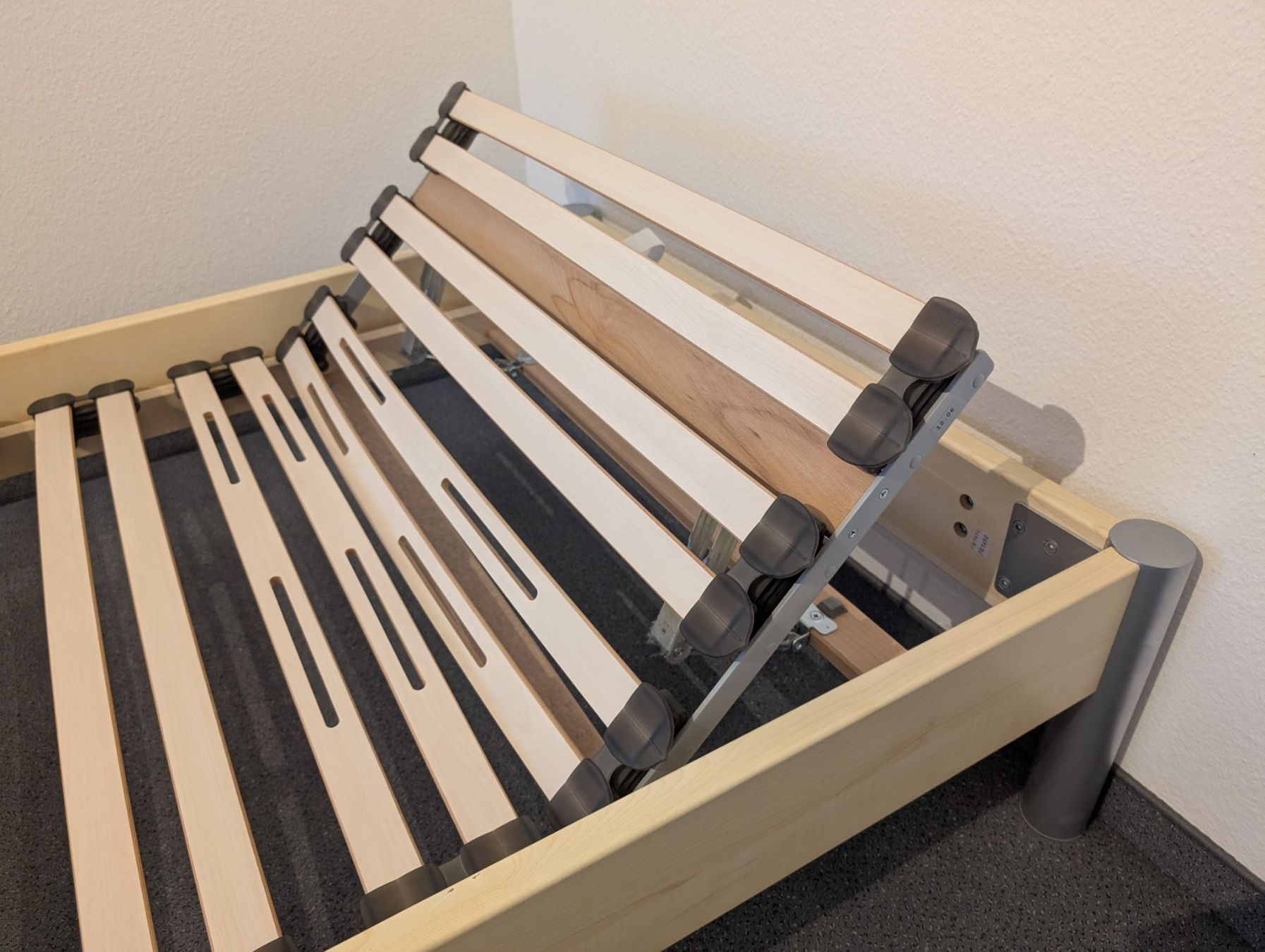 Letti: Holzbett modern & schlicht – Usato da St. Gallen venduto da CN_sg 5
