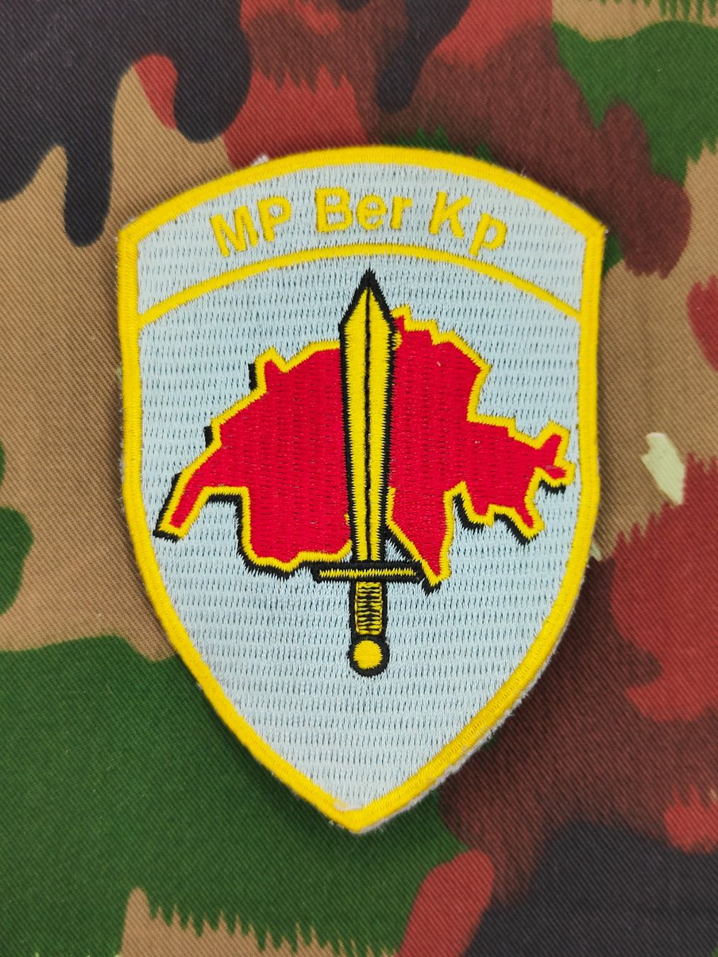 Schweizer Armee Placchette & Badge: Verbandsabzeichen MP Ber Kp – Usato da Bauma venduto da SwissMilitaria