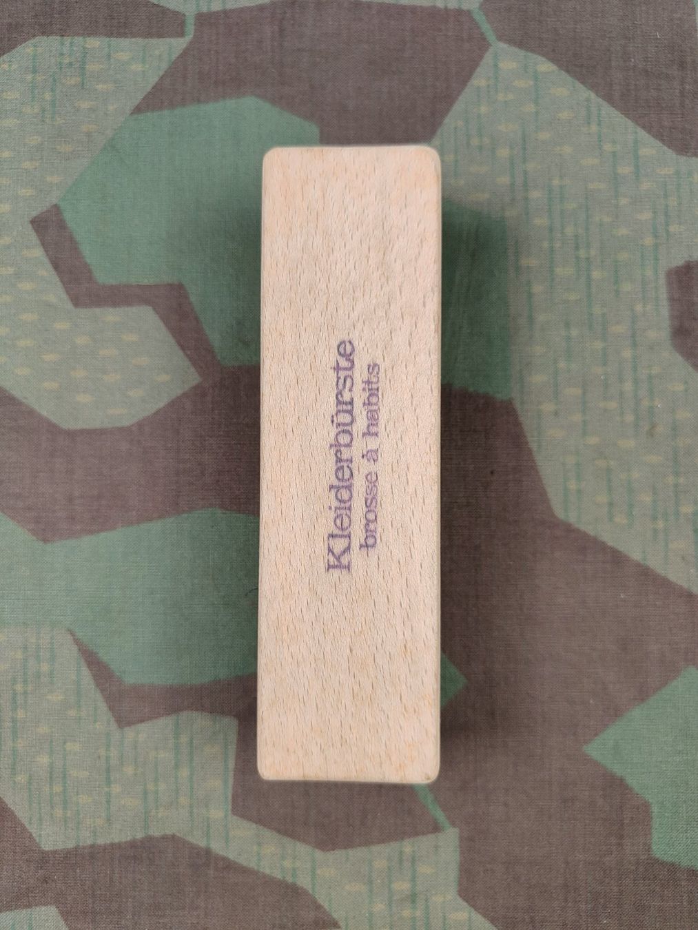 Schweizer Armee Uniformen: Kleiderbürste Ord. 1914 – Gebraucht aus Bauma von SwissMilitaria 1