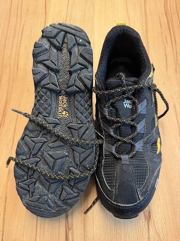 Jack Wolfskin Scarpe per ragazzi: Jack Wolfskin Trekkingschuhe Gr. 37 – Usato da Aesch LU venduto da Mgary