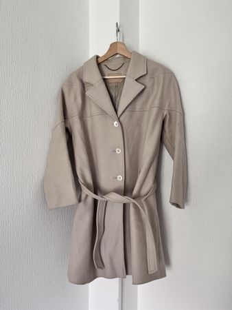 Collection 66 Beige Coat Size 36 - Spring Essential