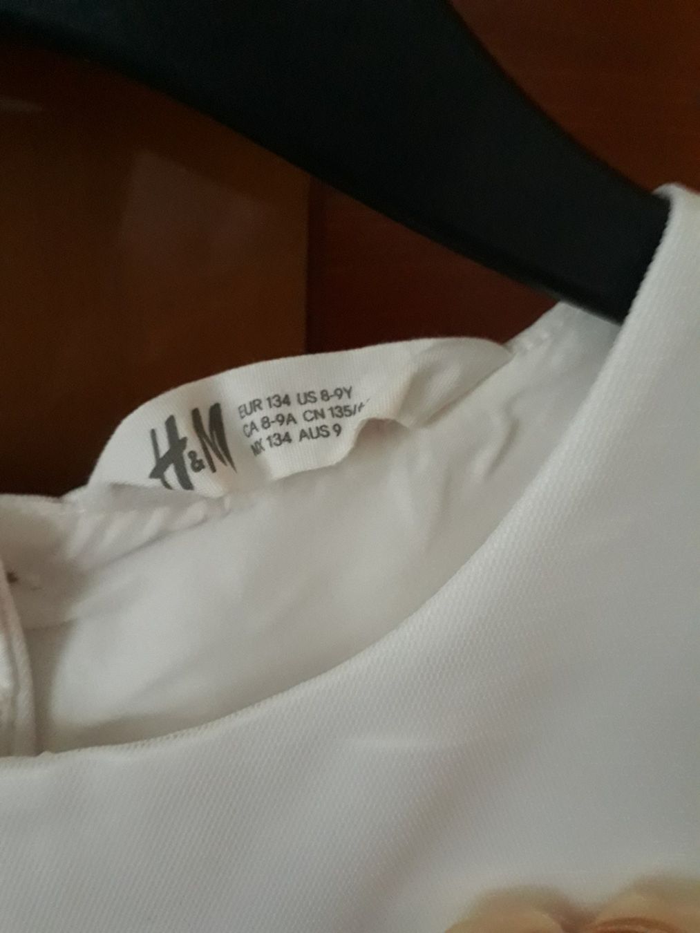 Kleider & Röcke: Süsses Festkleid mit Haarschleife gr.134 – Gebraucht aus Zürich von zhch15 4