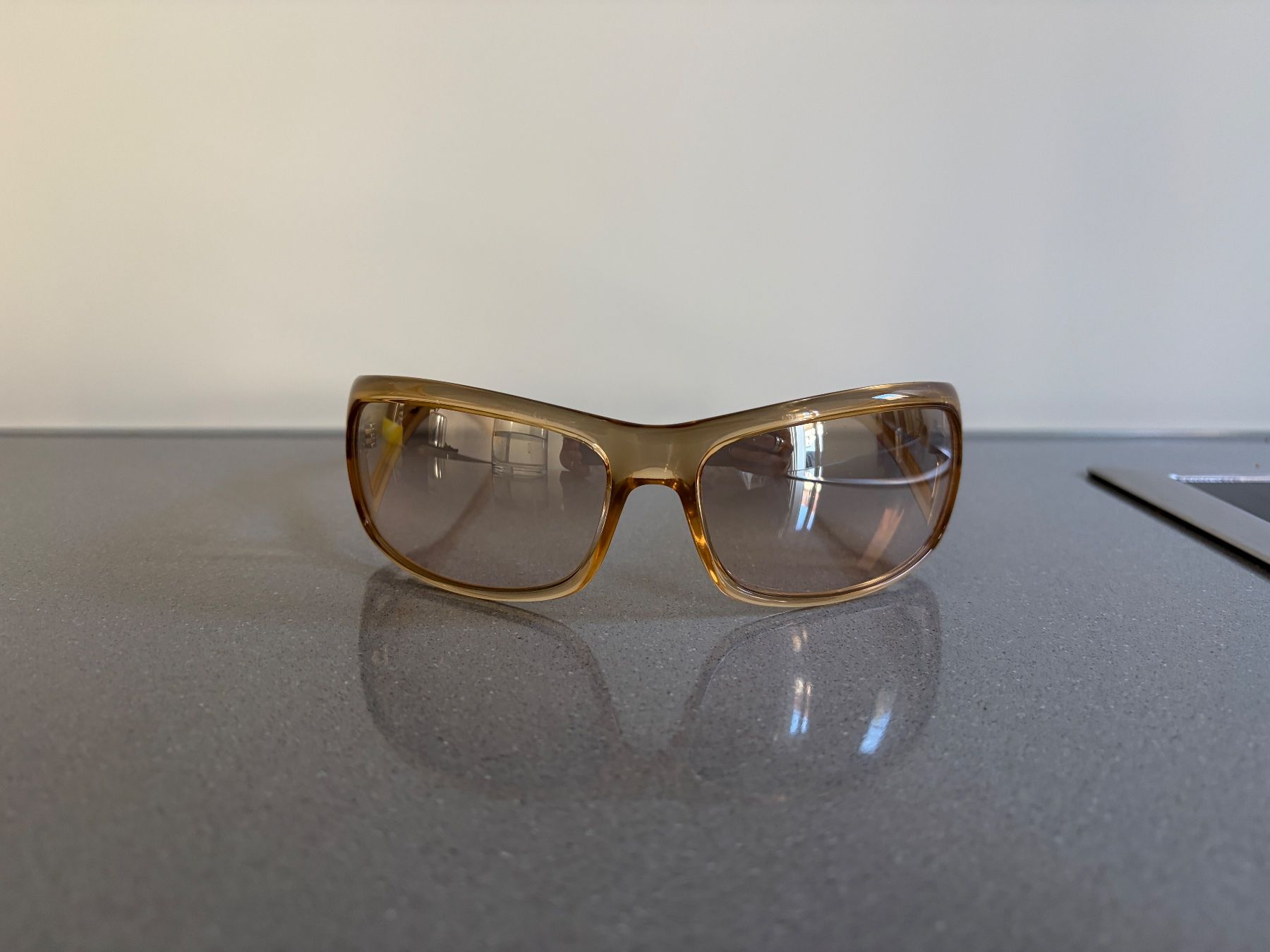 Prada Brillen & Gläser: Sonnenbrille Prada – Neu (gemäss Beschreibung) aus Zürich von Son_77 2