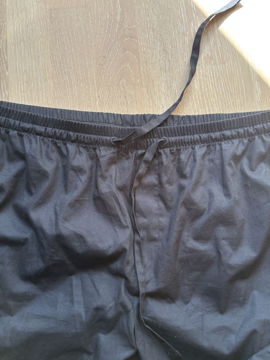 Pantaloni: Dünne schwarze Sommerhose Grösse 50 – Nuovo e nell'imballaggio originale da Wald AR venduto da bertli00 2