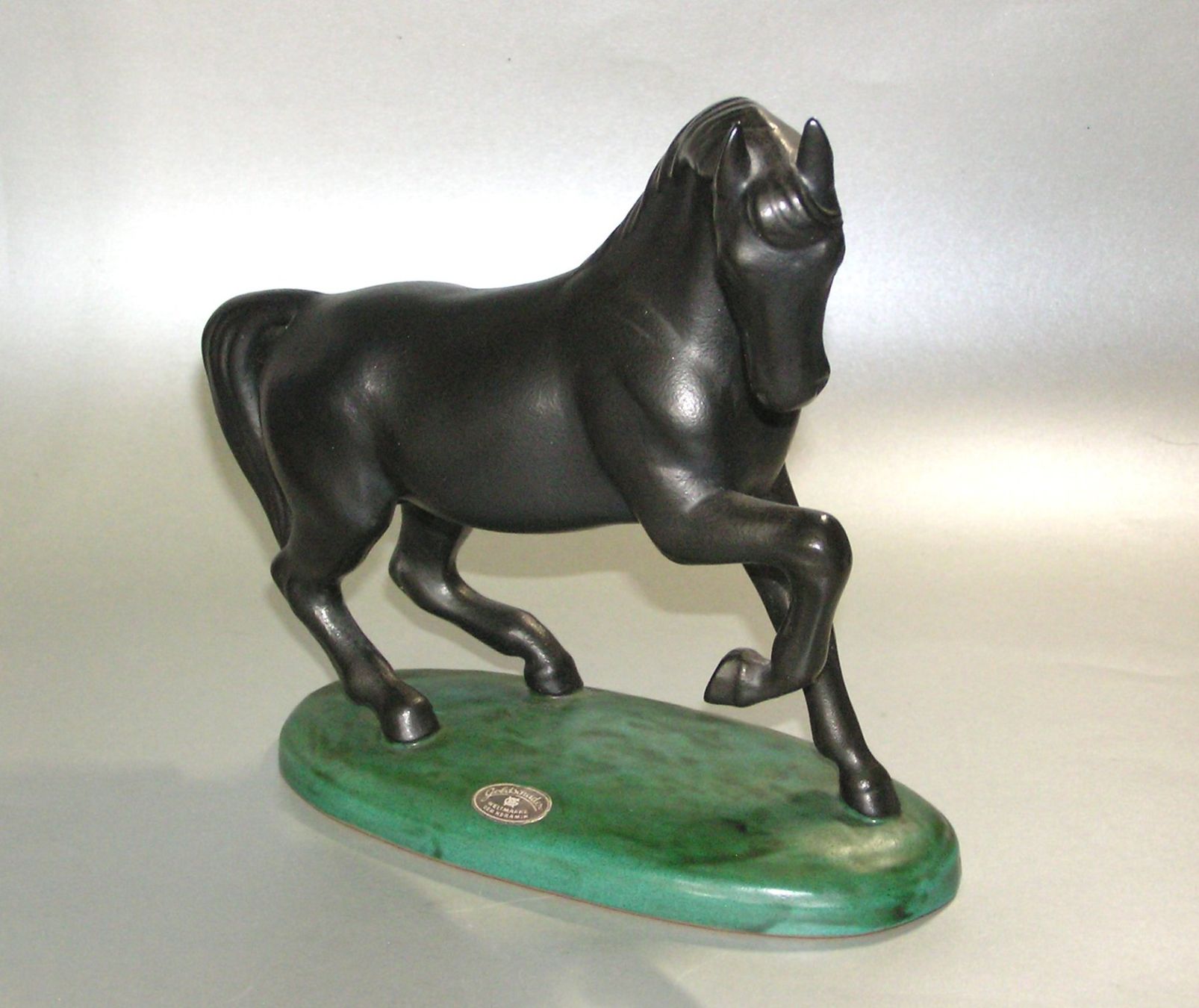 Statuette: GOLDSCHEIDER KERAMIK PFERD – Usato da Grenchen venduto da Antique-hunter 7