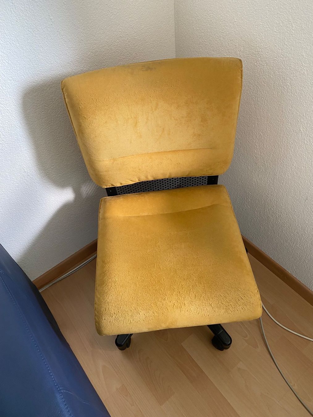 Sedie: Bürostuhl (Alcantara) – Usato da Altikon venduto da Turboprompt