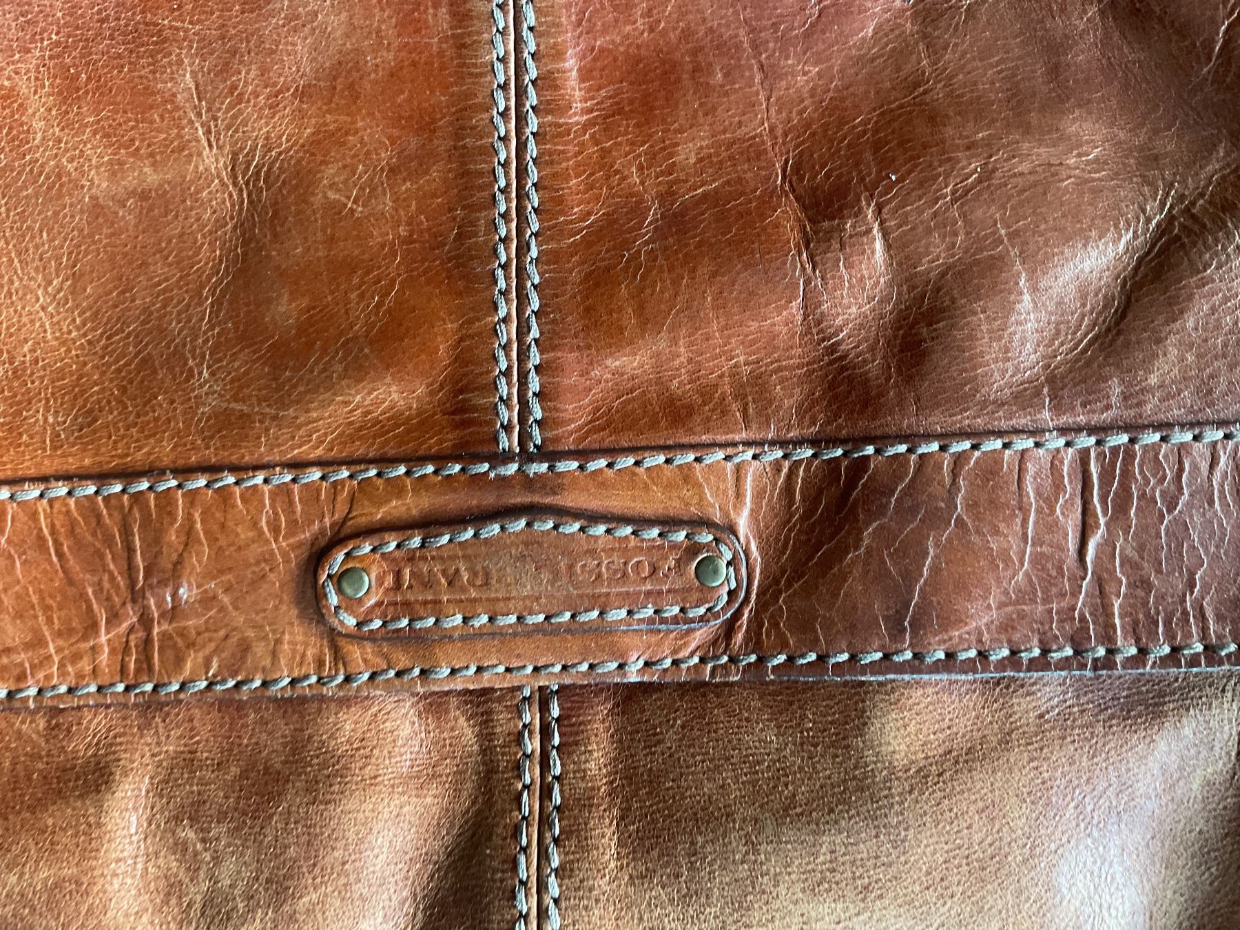 Fossil Taschen: Leder-Umhängetasche – Gebraucht aus Dübendorf von Mittwoch.2023 2