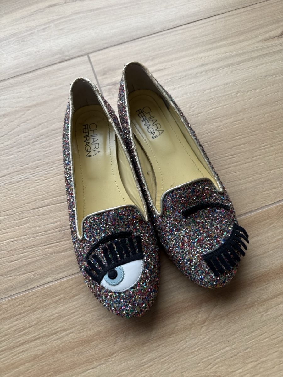 Damenschuhe: Chiara Ferragni flat shoes 37 – Gebraucht aus Gland von dan_hxf7