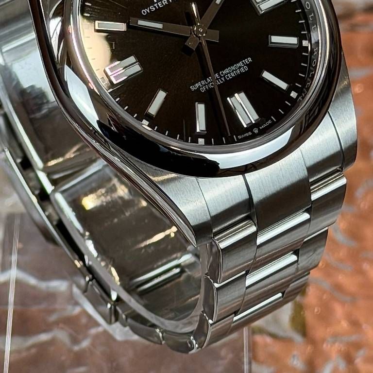 Orologi: Rolex Oyster Perpetual 41mm 124300 – Usato da Genève venduto da minty.watches 6