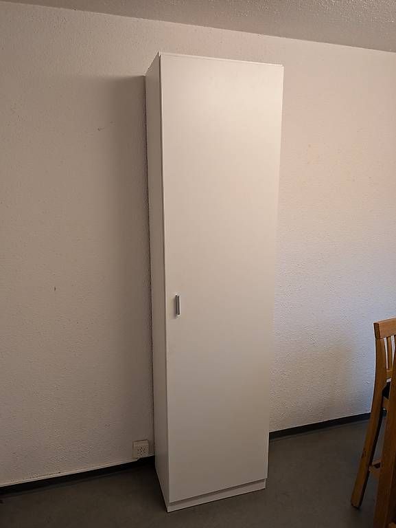 Armadi: IKEA Schrank – Usato da Winterthur venduto da zindabad 1