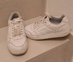 Bench Sneaker weiss, Grösse 36, guter Zustand
