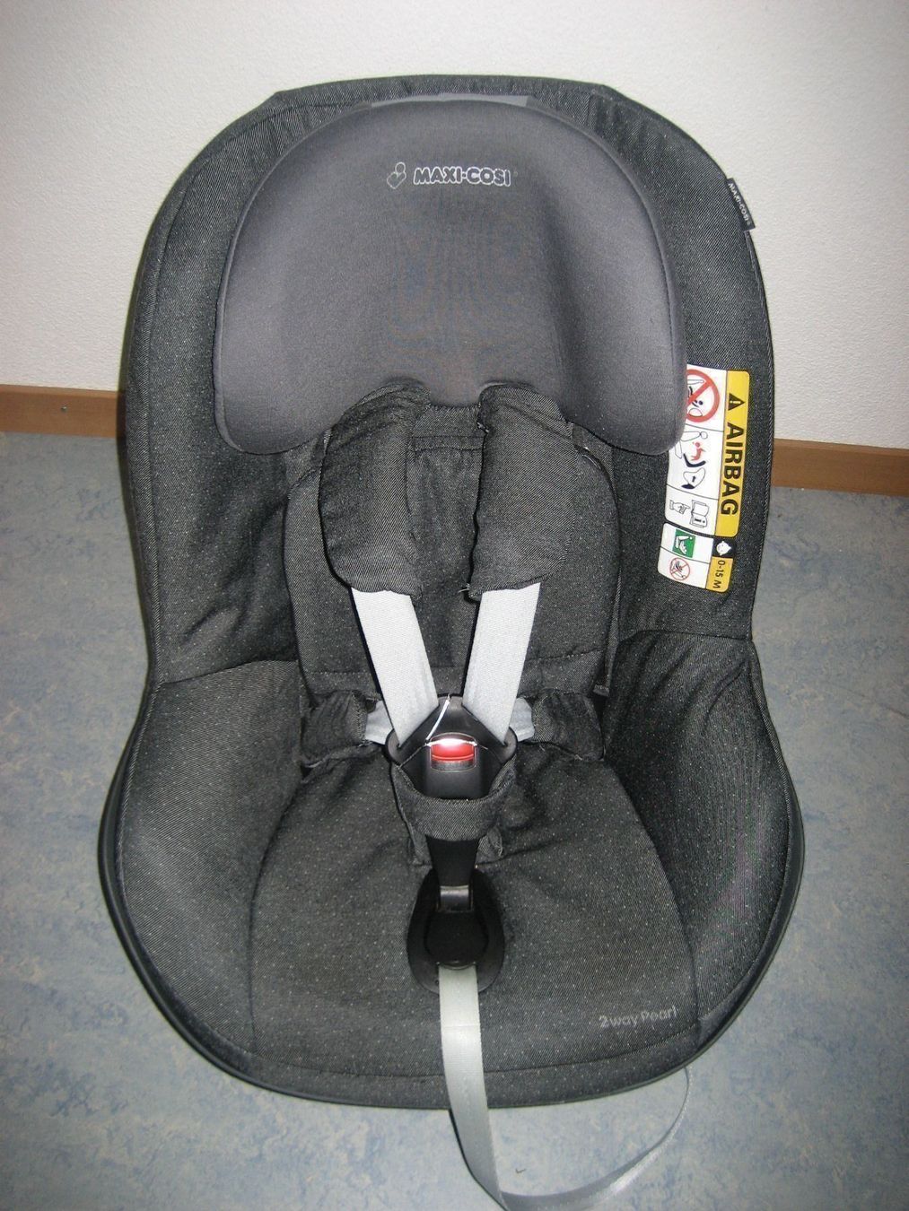 Maxi-Cosi Seggiolini per auto: 2 Way Pearl Pearl Pro I-Size Smart ISize für one oder 3 way – Usato da Giswil venduto da tilema 1