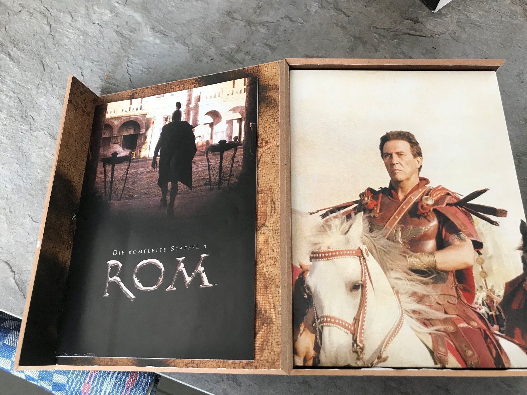 Tutti i DVDs: Rom I & 2 Staffel 99 Stunden Spieldauer – Nuovo (secondo la descrizione) da Arisdorf venduto da comestibles 3