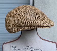 Superbe casquette en RAPHIA plate à coque rigide en t.L