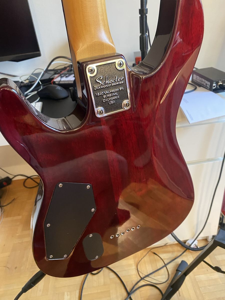 Schecter Strumenti musicali: Schecter diamond series – Usato da Zürich venduto da plama 3