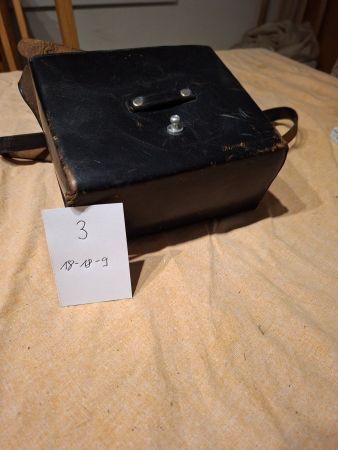 Ledersanitätstasche