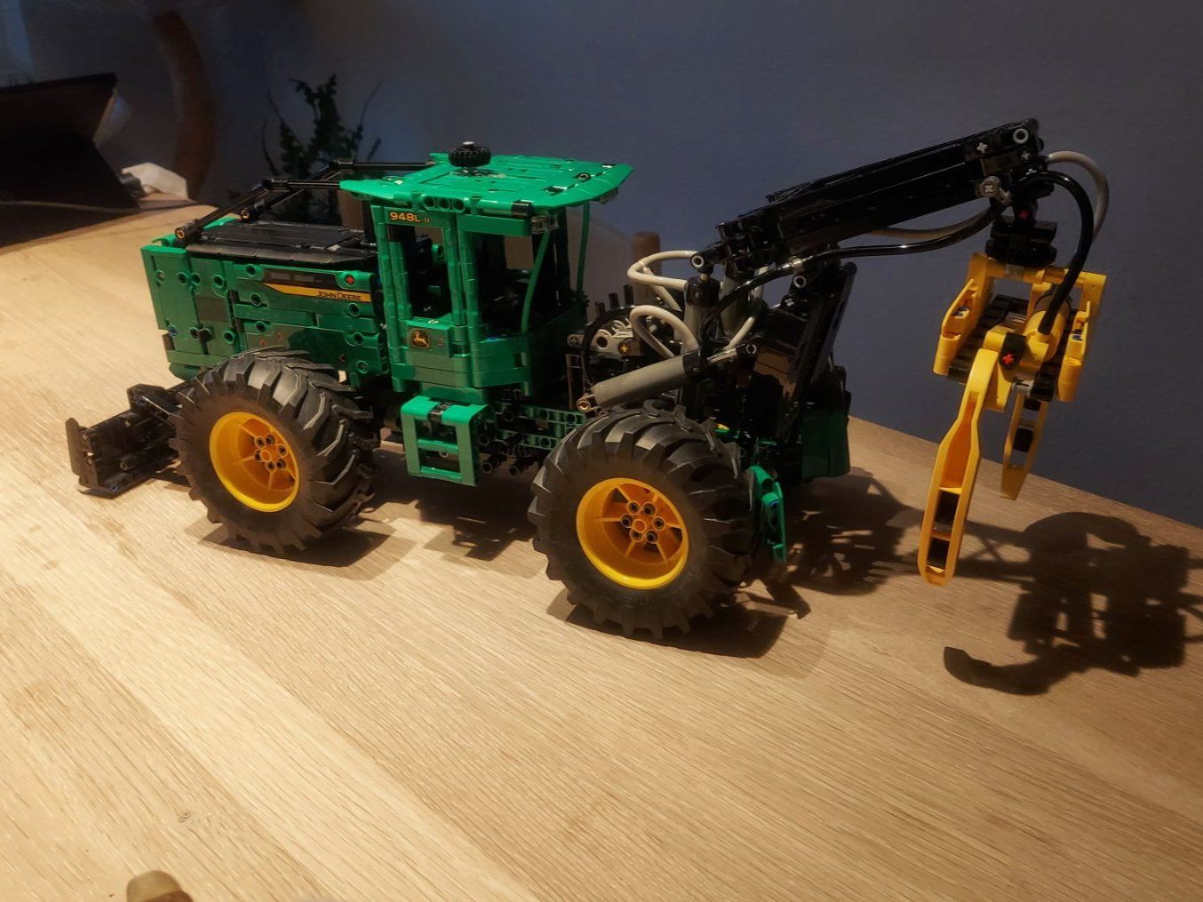 Lego Jouets: LEGO Technic John Deere 948L-II Skidder – D'occasion à Winterthur par nth_9wlt 2