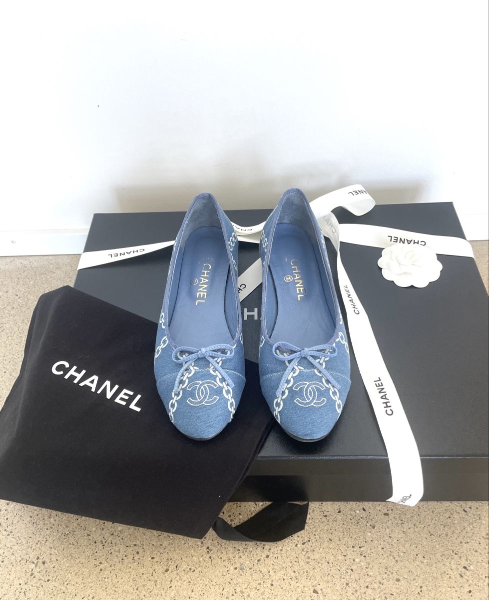 Chanel Scarpe da donna: Chanel Ballerinas – Usato da Stäfa venduto da Nicole093