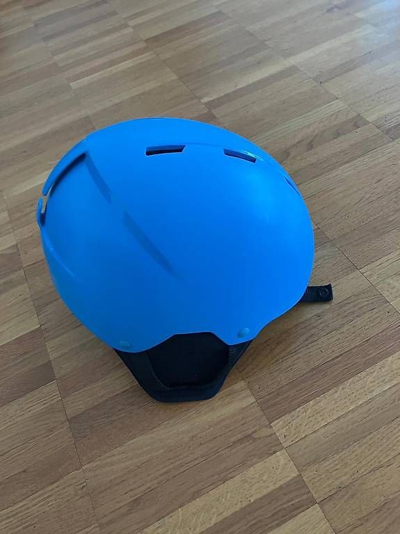 Casques: Skihelm 6-8 Jahre – D'occasion à zürich par insomnia1975