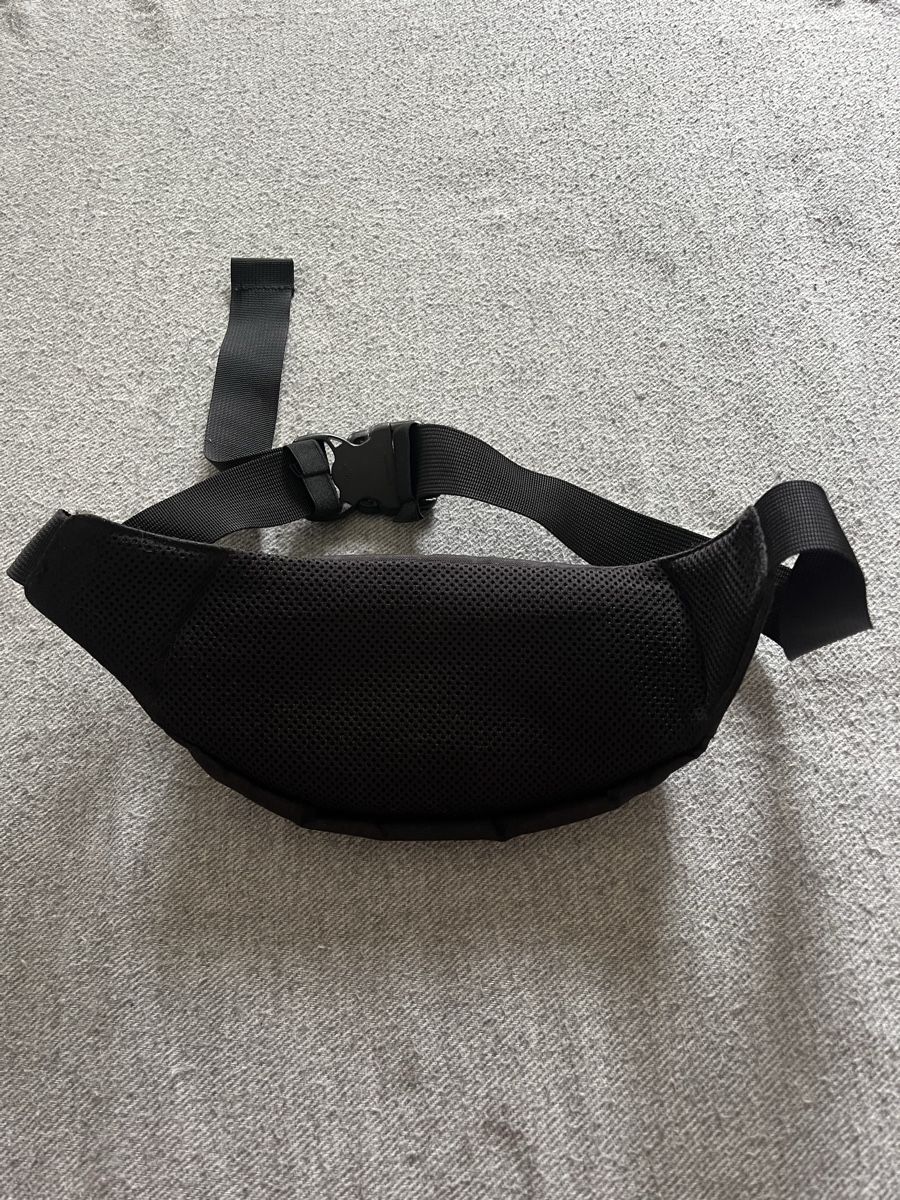 Dakine Borse: Dakine Bauchtasche in Schwarz – Usato da Thalheim venduto da karmabis_ 1