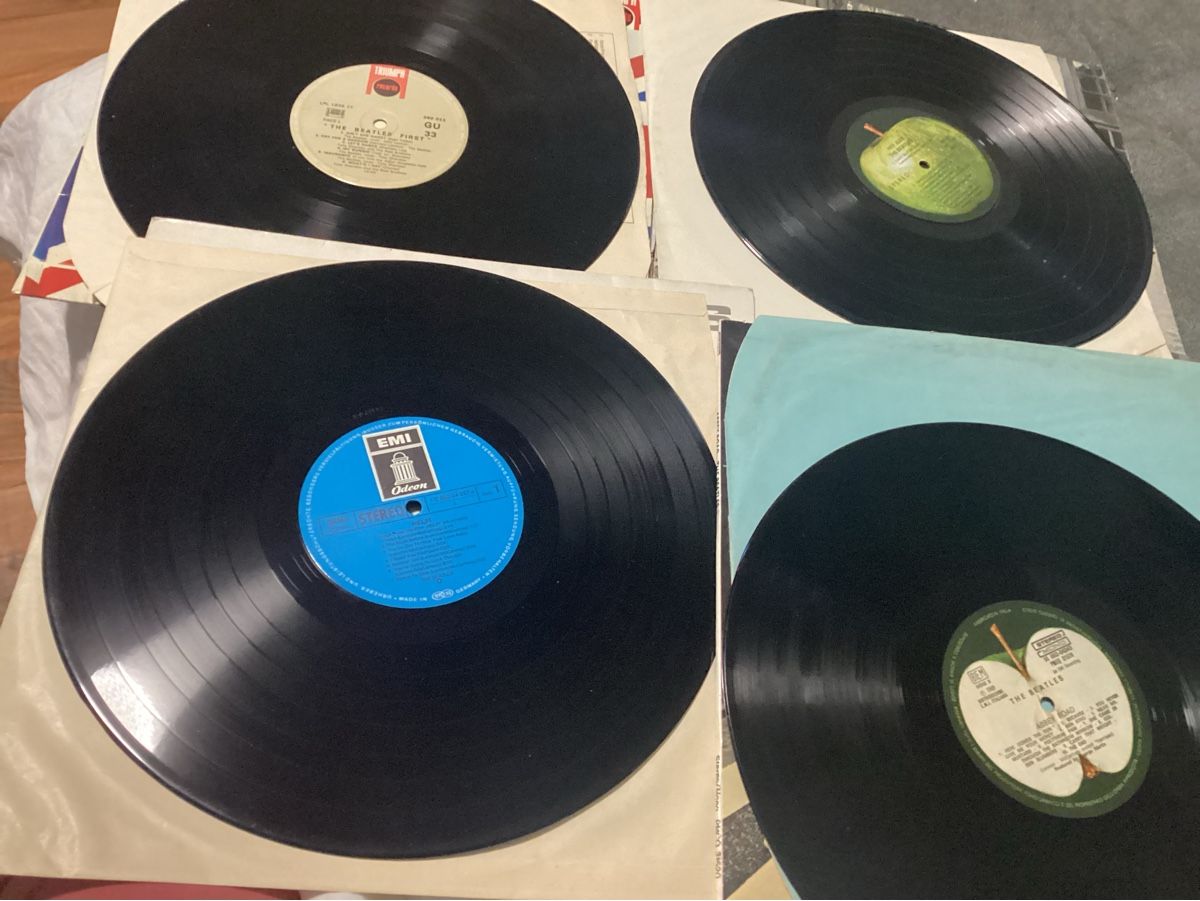 Dischi in vinile: 4 BEATLES VINYL LP + 6 SINGLE – Usato da Münchenstein venduto da NoSu98 1