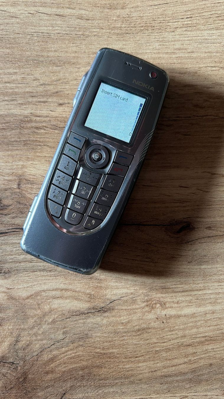 Nokia Telefoni cellulari / Smartphones: Téléphone portable Nokia 9300i – Usato da Bressaucourt venduto da Sfabrice 1