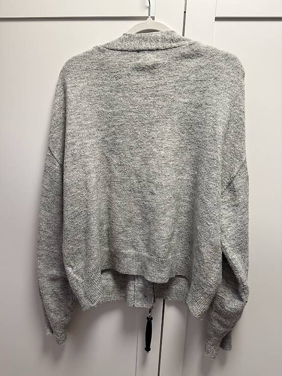 Jacken: strickjacke grau – Gebraucht aus Zürich von chr_dkn7 1