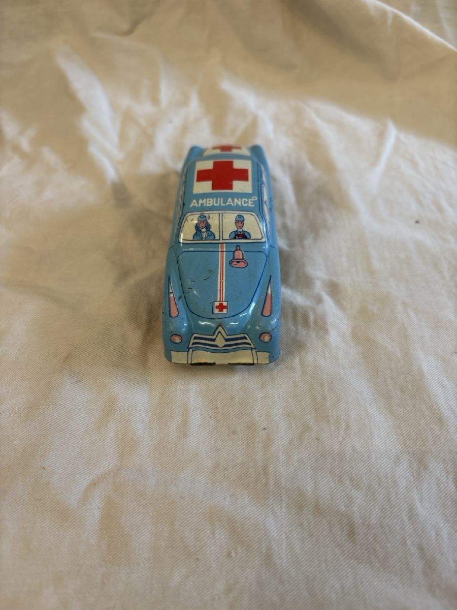 Modellautos: Altes Blechauto Ambulanz – Gebraucht aus Chur von Diversico2010 1
