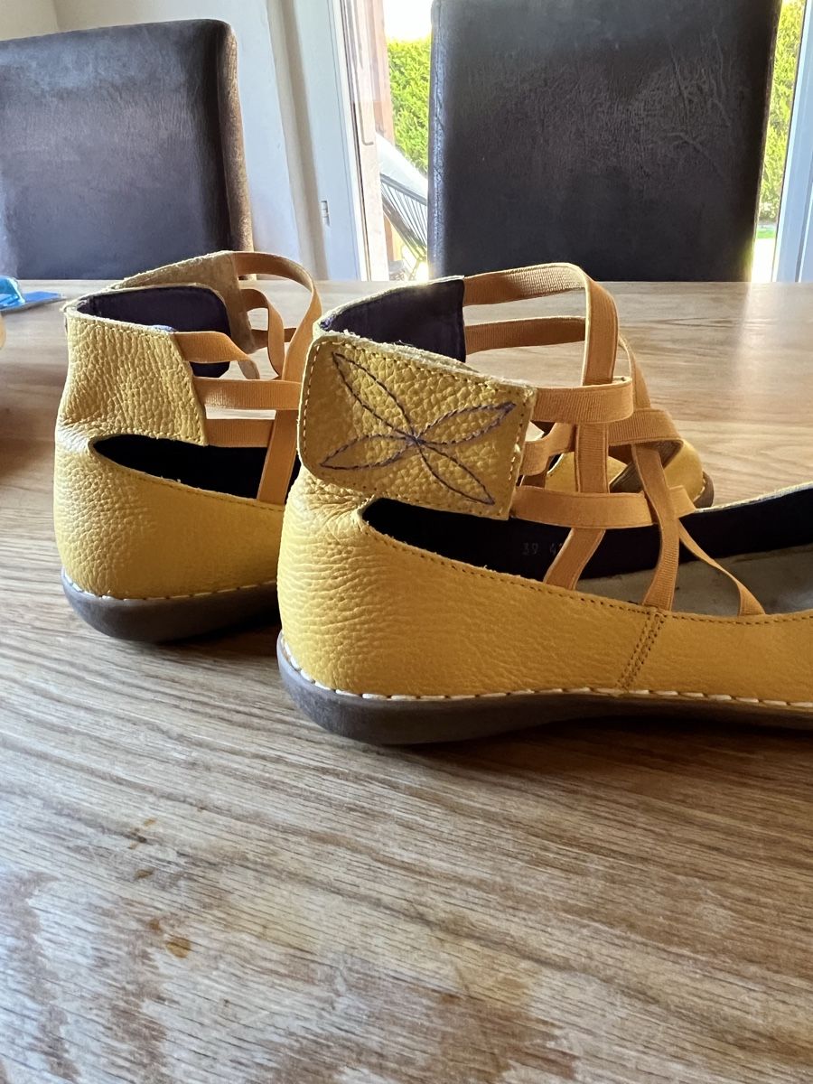 Scarpe da donna: Chaussures JUNGLA Taille 39 - Look unique – Nuovo (secondo la descrizione) da Saillon venduto da Bleuazul 1
