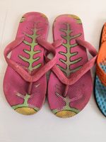 🤩3 STK: LEDER- & GUMMI FLIP-FLOPS SCHUHE DURCHGELAUFEN