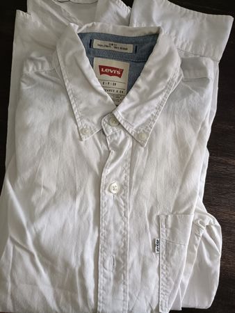 Levis 