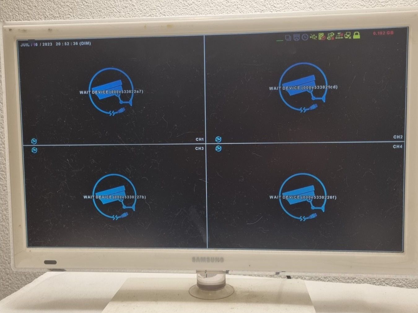 Registratori: Système de surveillance Bascom HD4P  Überwachungssystem – Usato da Collonges venduto da arashee 3