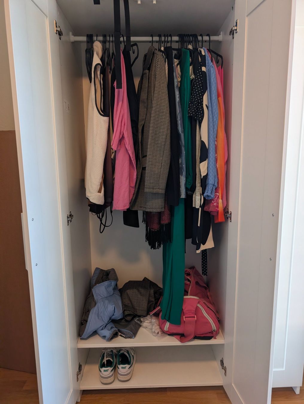 Ikea Armadi: Ikea Kleiderschrank – Usato da Basel venduto da mar_th5n 2