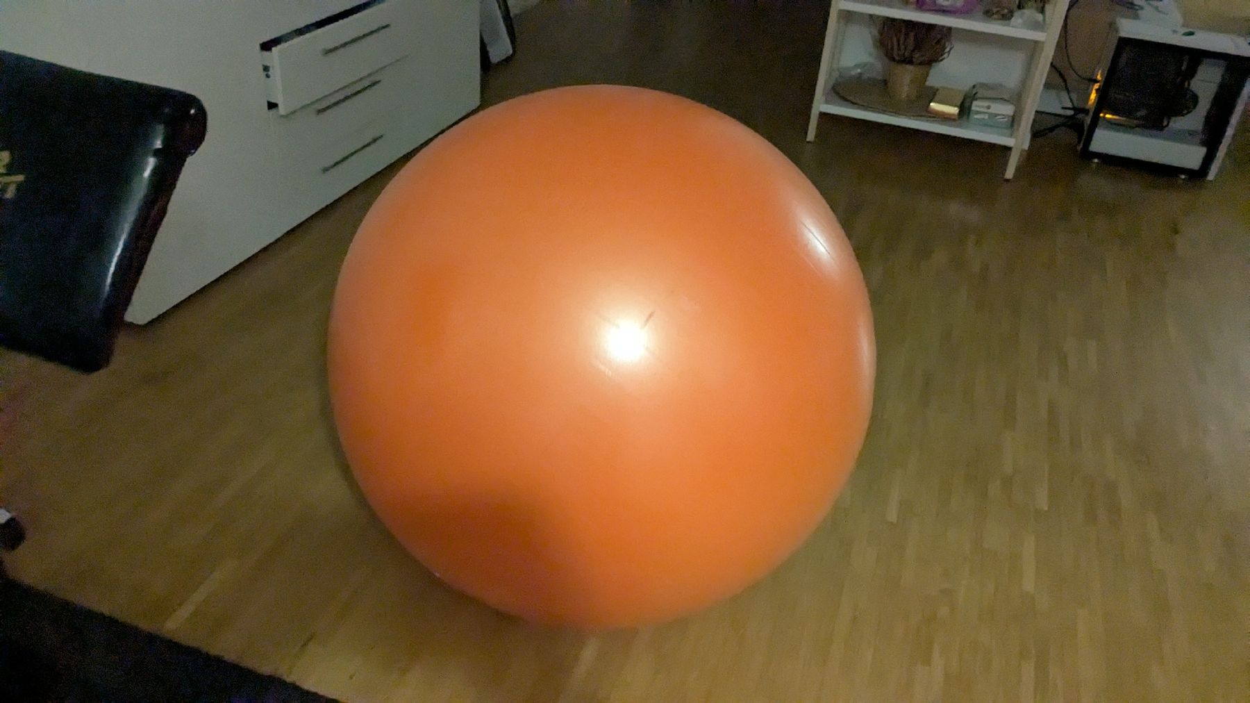 Bälle: Exercise Ball – Neu (gemäss Beschreibung) aus Aarau Rohr von Zmille 1