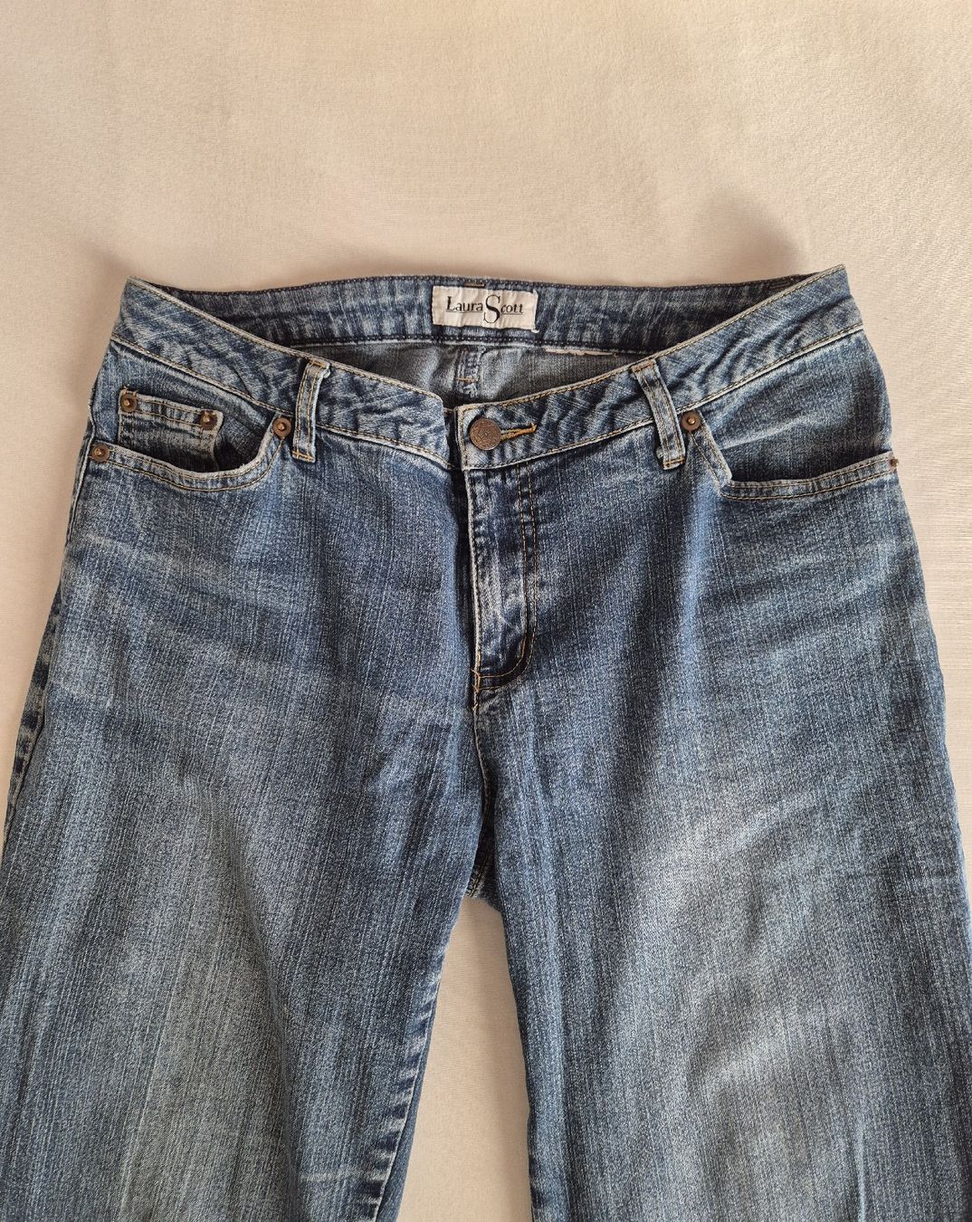 Jeans: Flared Jeans – Gebraucht aus Grabs von Secondhand_clothes 4