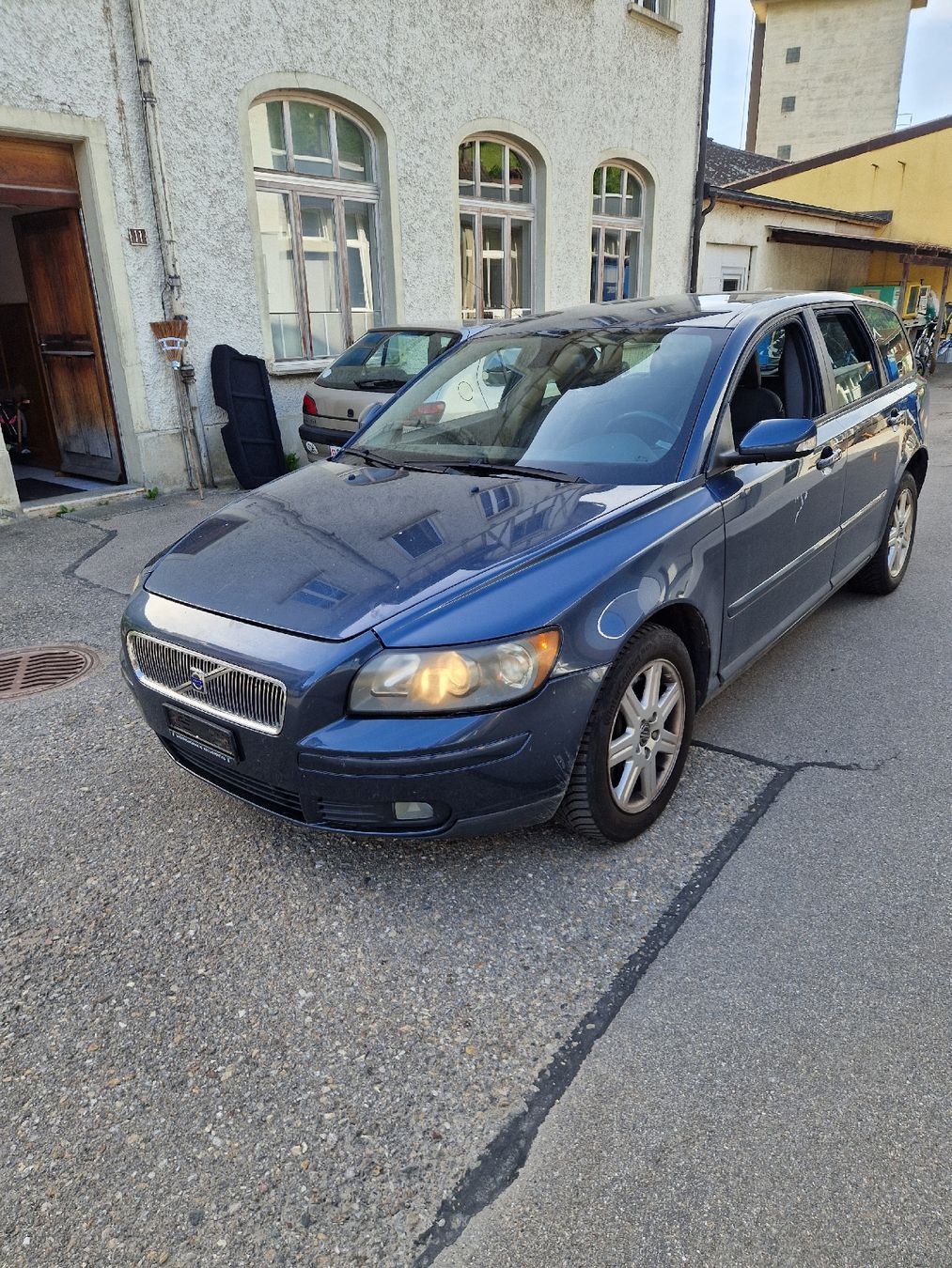 Volvo Automobili: Volvo V50 T5 AWD – Usato da Brunnadern venduto da Landolt66