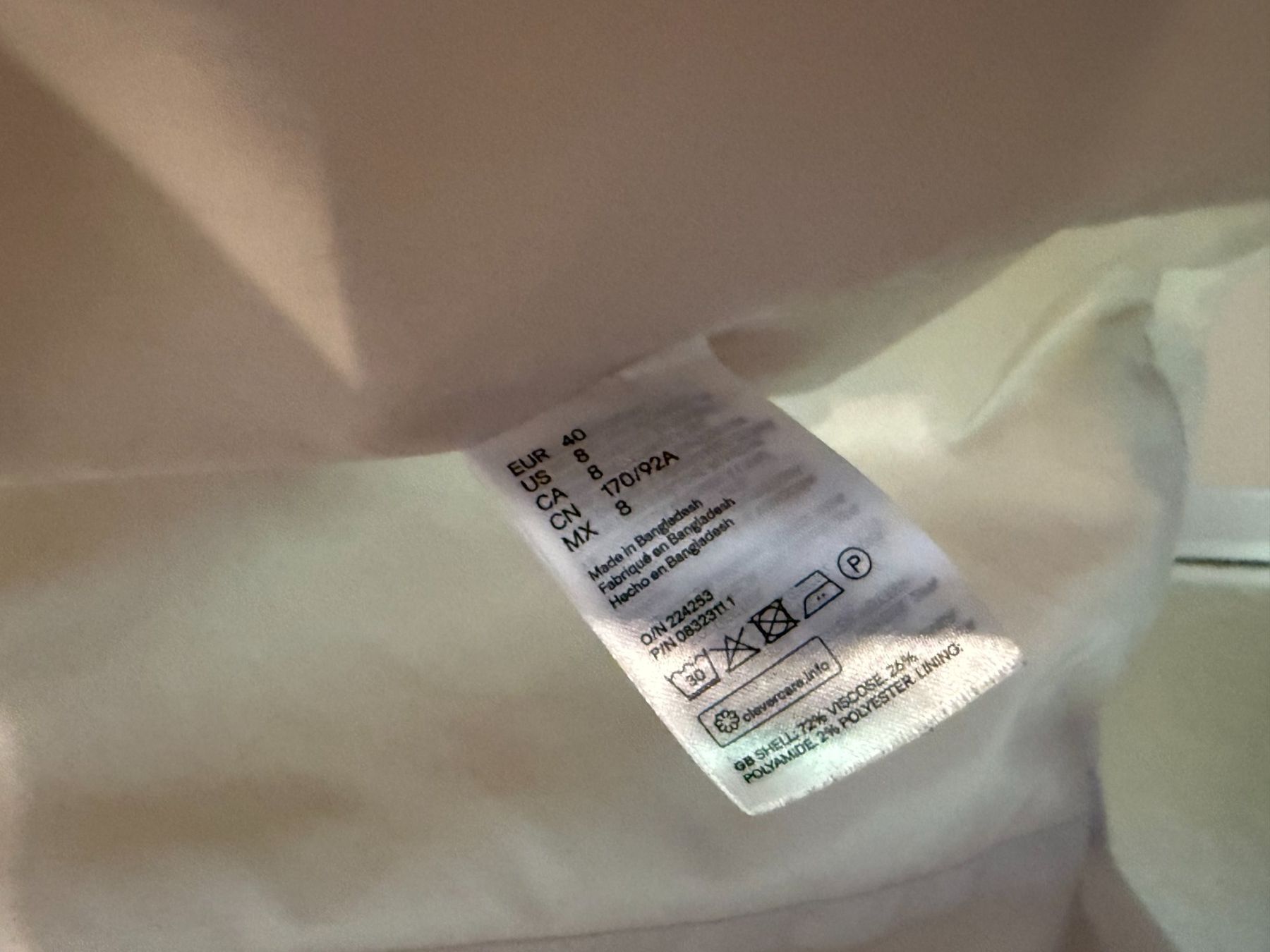 H&M Jacken: Blazer beige von H&M Grösse 40 – Gebraucht aus Basel von zukk_ 4