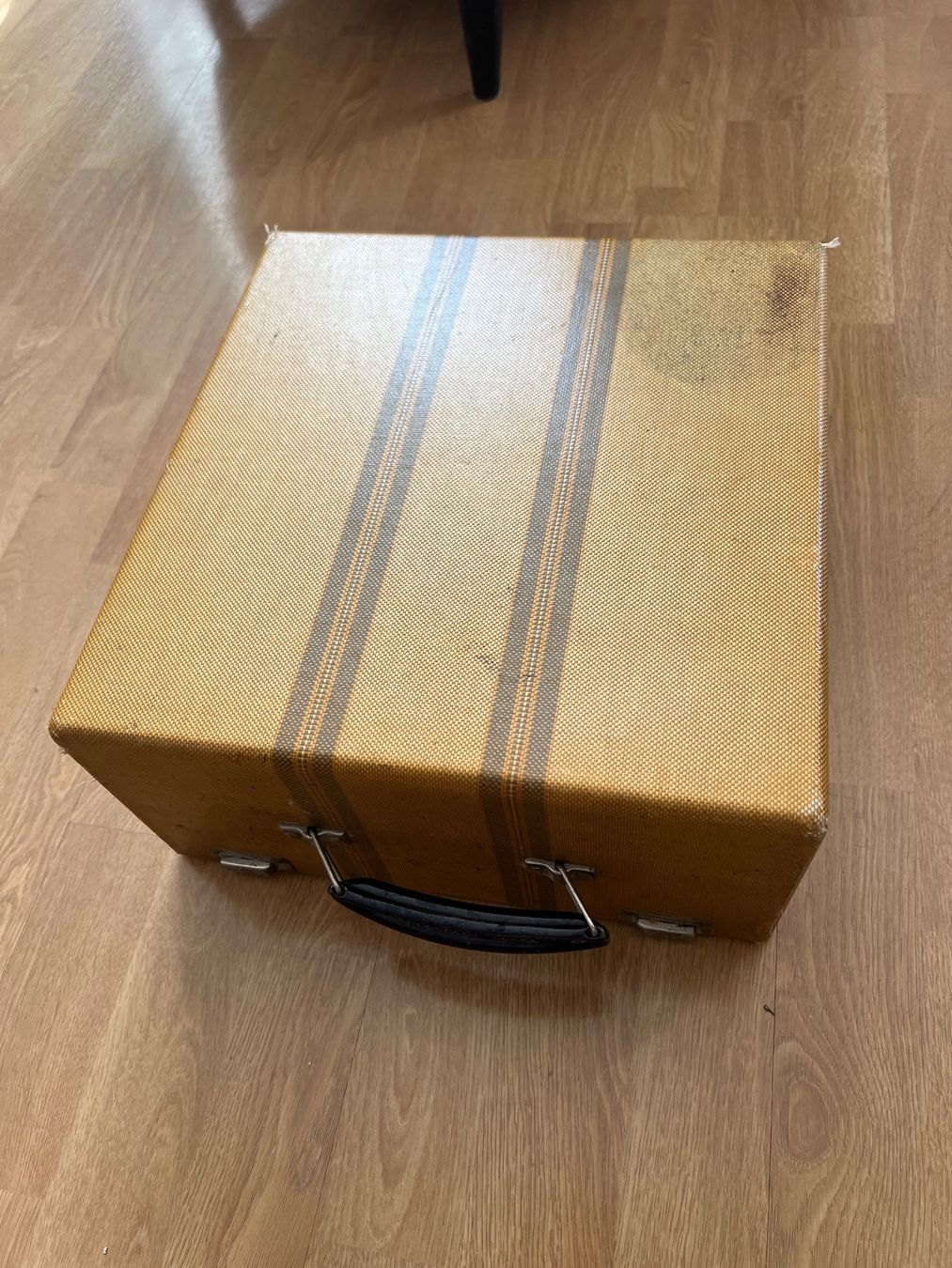 Hermès Schreibmaschinen: Hermes 2000 Schreibmaschine – Gebraucht aus Bern von matheies 1