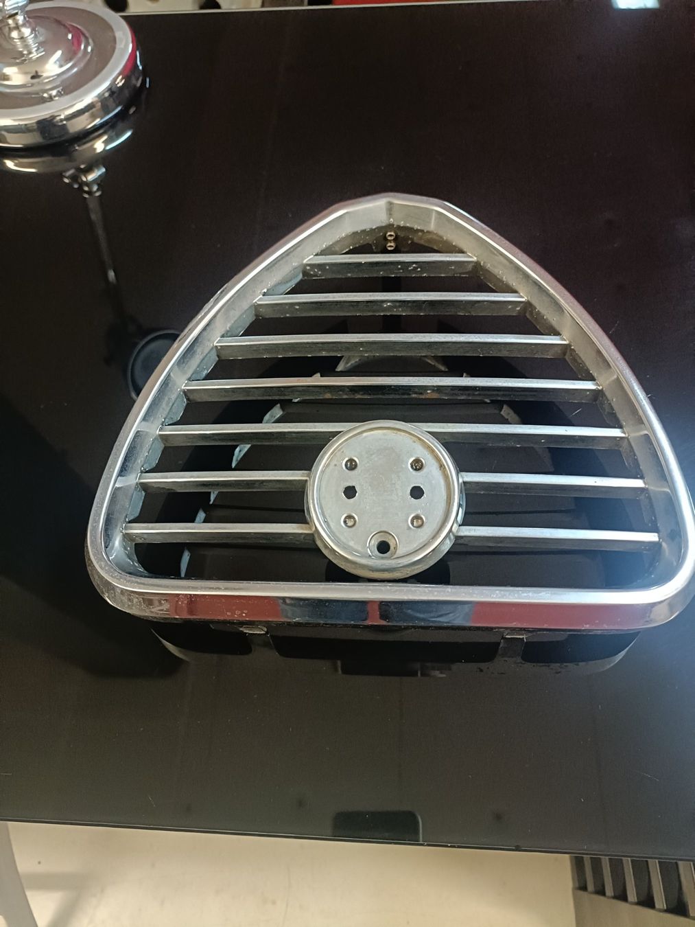 Alfa Romeo Alle Autoersatzteile: Calandre Alfa roméo Berlina 1972 – Gebraucht aus Collombey von Gmoustache1 2