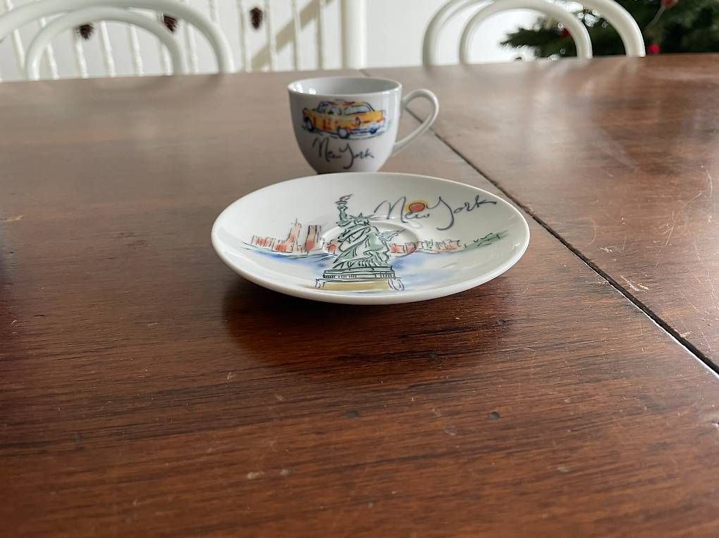 Tassen: NYC Espresso cup and saucer – Neu (gemäss Beschreibung) aus Rapperswil SG von watsup99