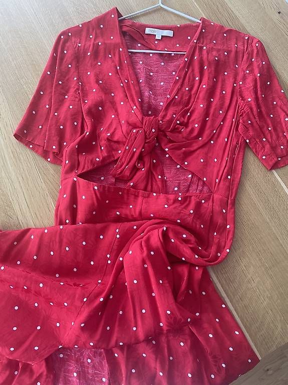 Vestiti: maje Kleid  – Usato da Emmenbrücke venduto da sim_gt9g 4