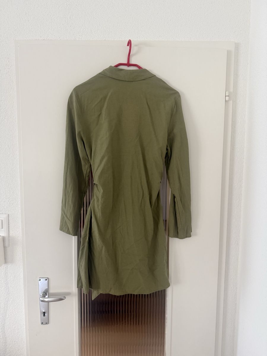H&M Vestiti: Damen Kleid khaki Grösse M neuwertig – Nuovo (secondo la descrizione) da Zumikon venduto da naiischoen 2