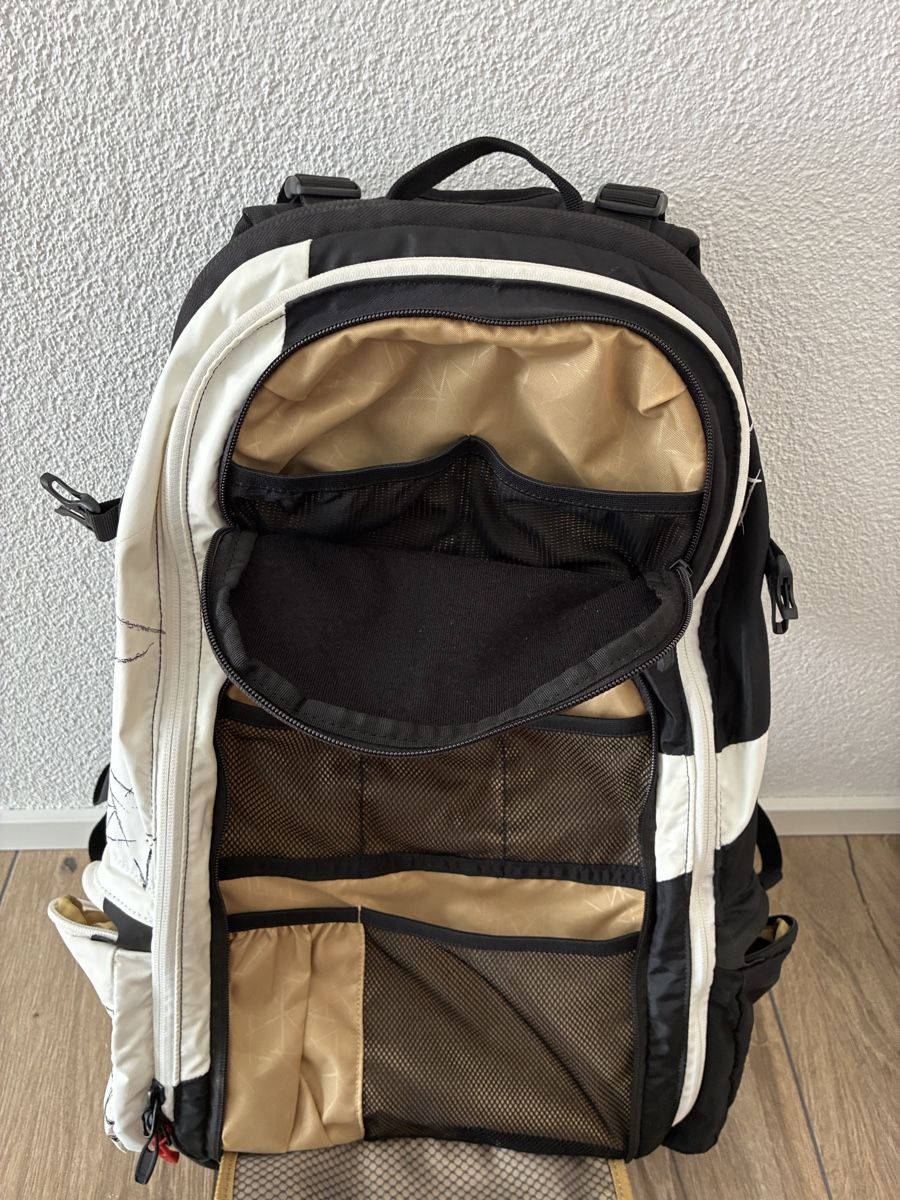 Evoc Zaini: Evoc Rucksack mit Protektor – Nuovo (secondo la descrizione) da Neuendorf venduto da nischa26 4