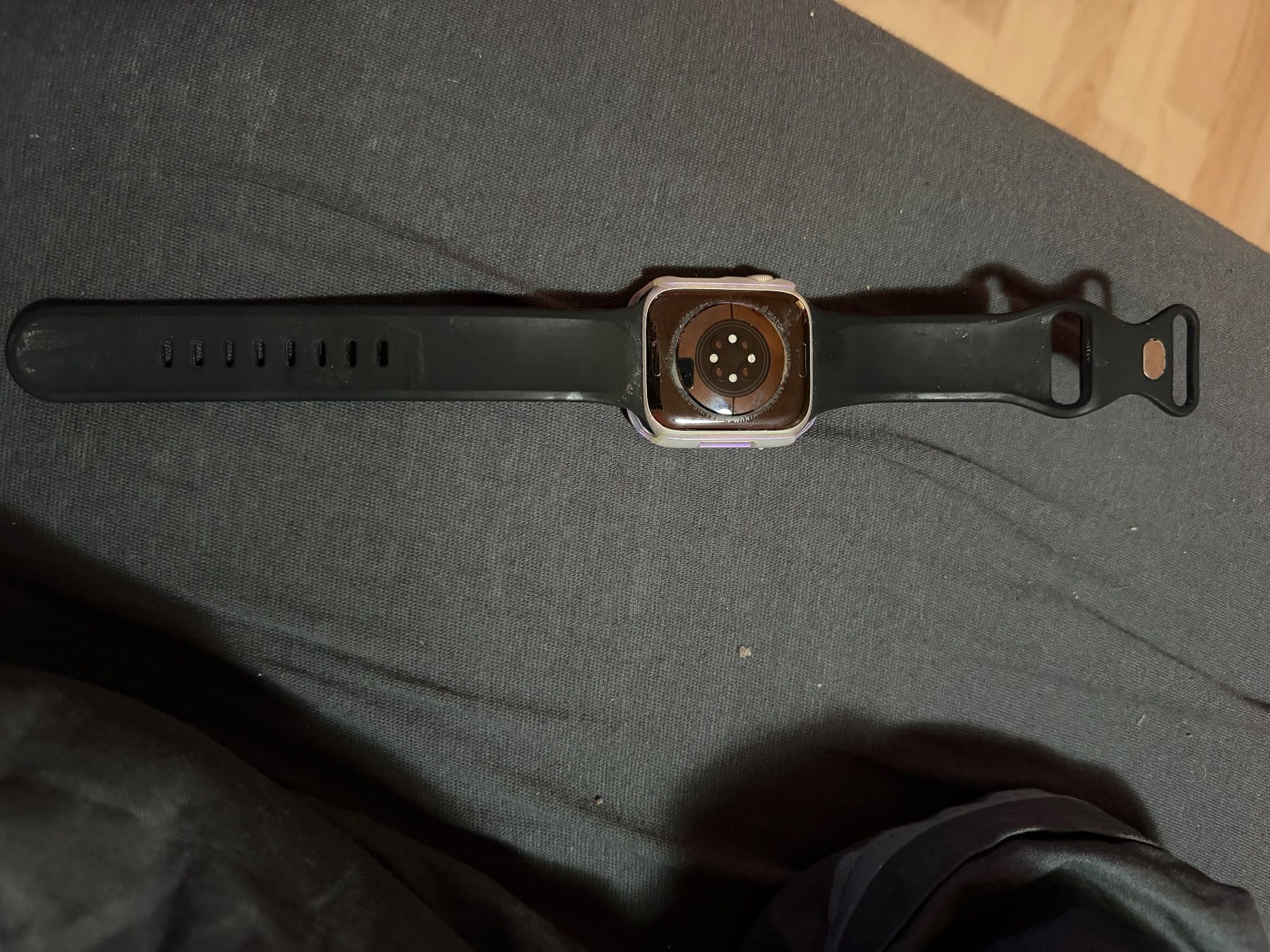 Apple Smartwatch: Apple Watch Serie 9 – Usato da Täsch venduto da amwegsvenja 1