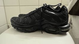 Air max plus black 45.5