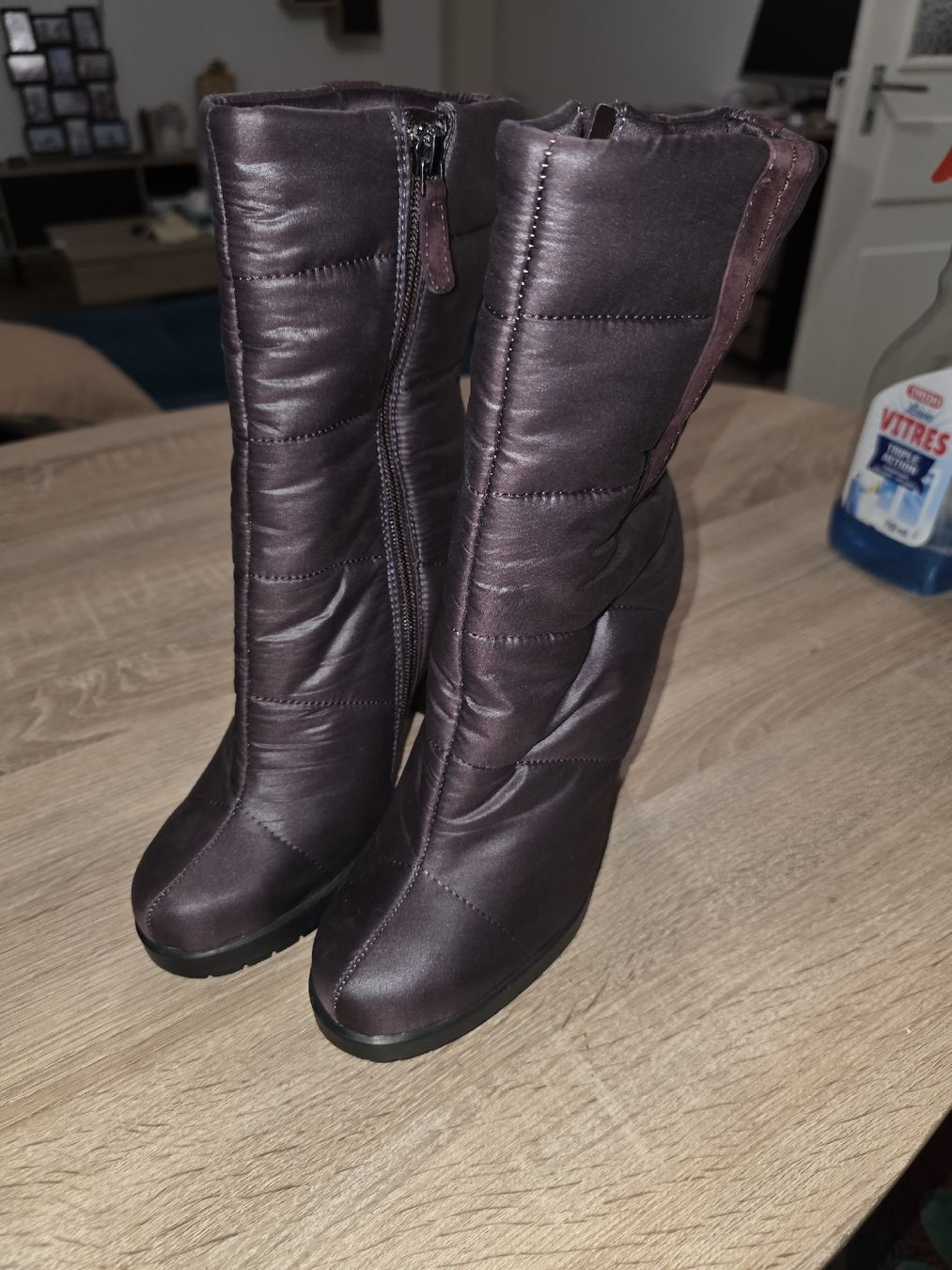Calvin Klein Scarpe da donna: BOTTES CALVIN KLEIN JEANS Matelassées à Talon – Nuovo (secondo la descrizione) da Travers venduto da adr_qyj5 1