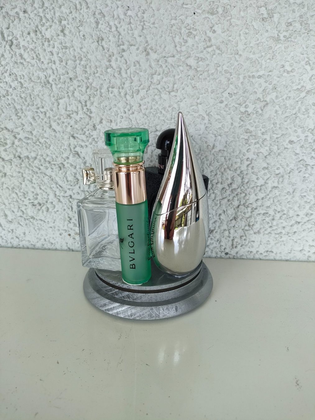 Alle Dekorationen: Dekoratives und originelles Parfum Deko – Gebraucht aus Dietikon von Branquinha1981 2
